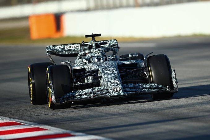 Lewis Hamilton Goes Quicker Than Max Verstappen On Day 1 Of F1 Testing 22
