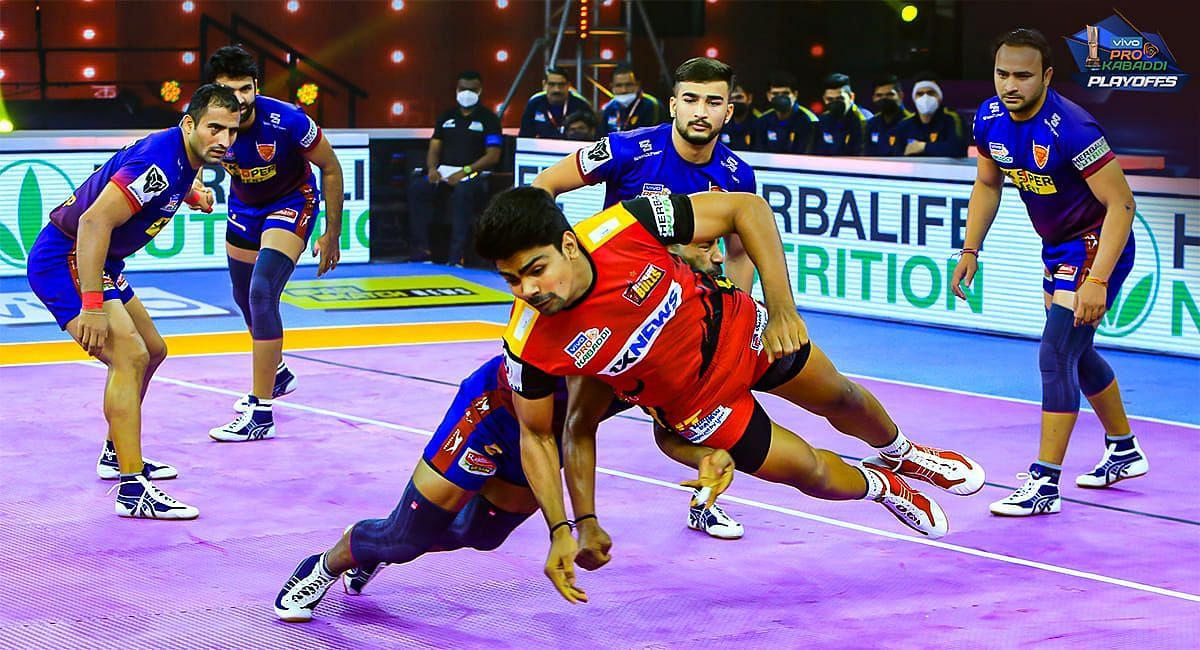 Captain Pawan Sehrawat scored points in both departments for Bengaluru Bulls (Image Courtesy: Pro Kabaddi /Facebook)