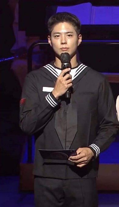 Park Bo Gum Gets Barber License In The Military - KpopHit - KPOP HIT