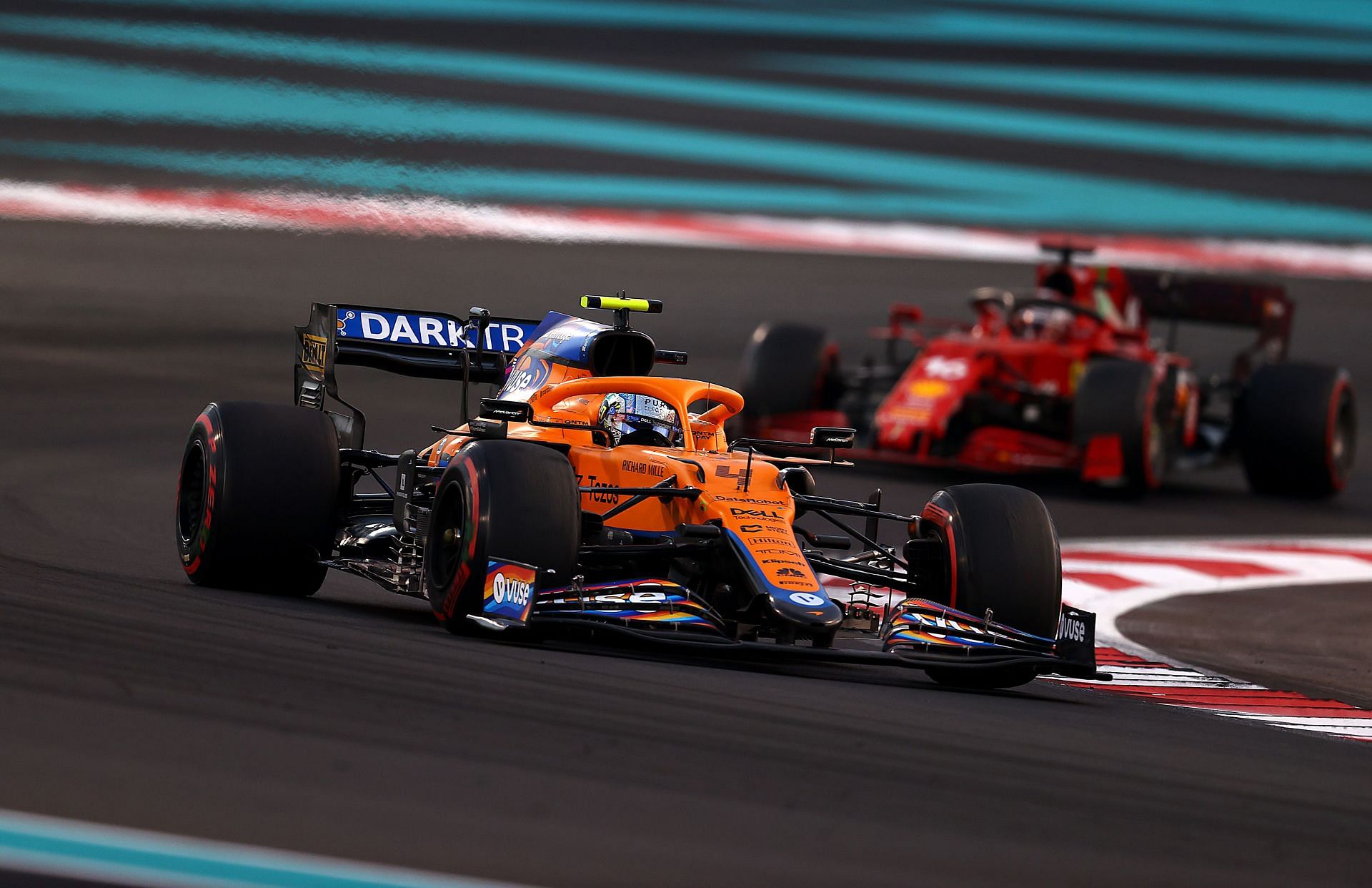 Lando Norris (fore) in action for McLaren at the 2021 Abu Dhabi Grand Prix (Photo by Clive Rose/Getty Images)