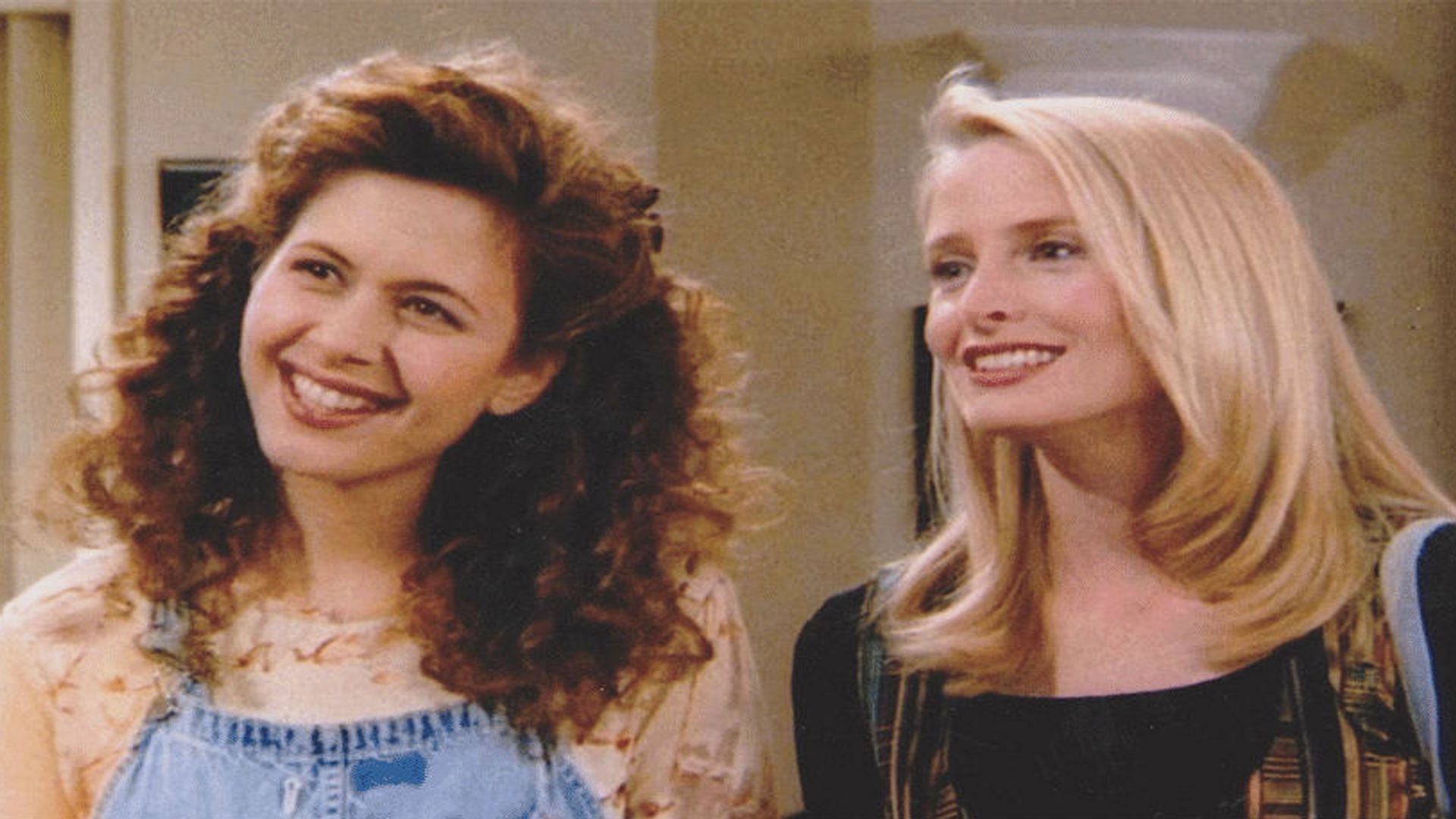 Still from Friends - Susan and Carol (Image via NBC)