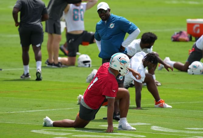 "It wasn't strained" - Brian Flores addresses relationship with former QB Tua Tagovailoa
