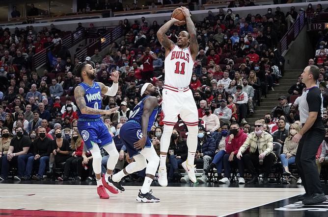 Watch: DeMar DeRozan hilariously taunts Patrick Beverley as 'too short' after hitting a tough shot on him