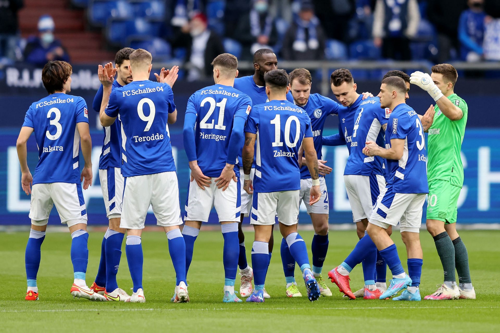 Fortuna Dusseldorf and Schalke square off in a 2.Bundesliga fixture on Sunday