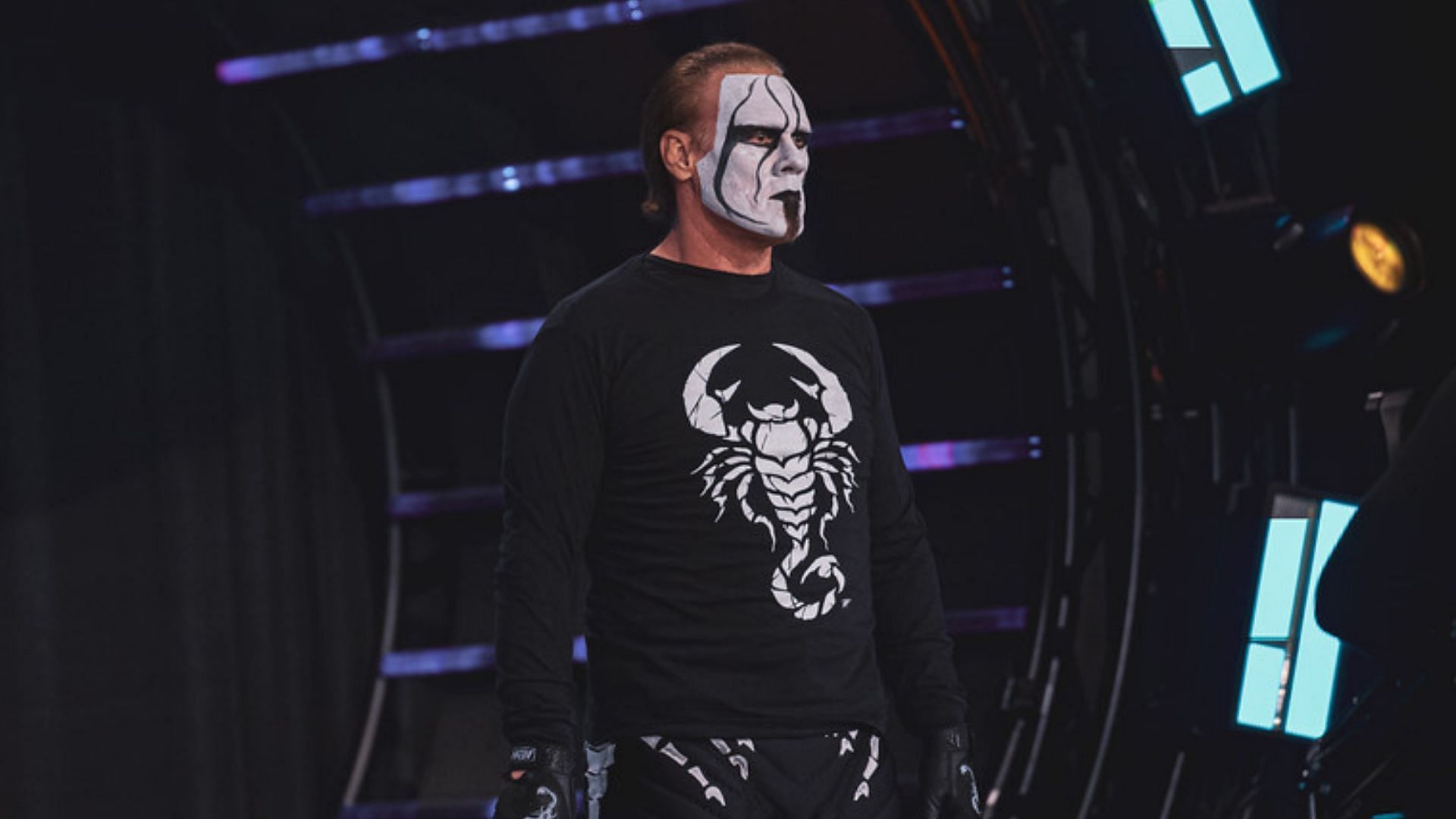 Sting at an AEW Dynamite event in 2022.