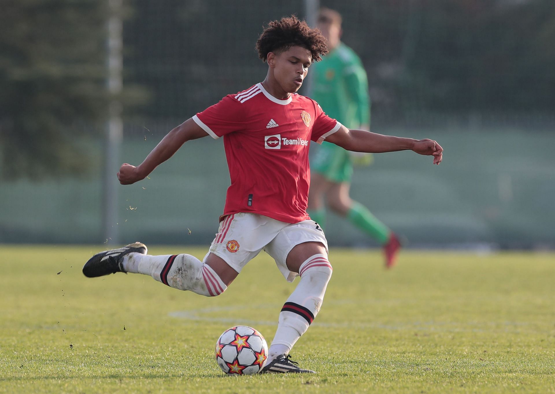 Shoretire became the youngest-ever player to feature in a UEFA Youth League game in 2018