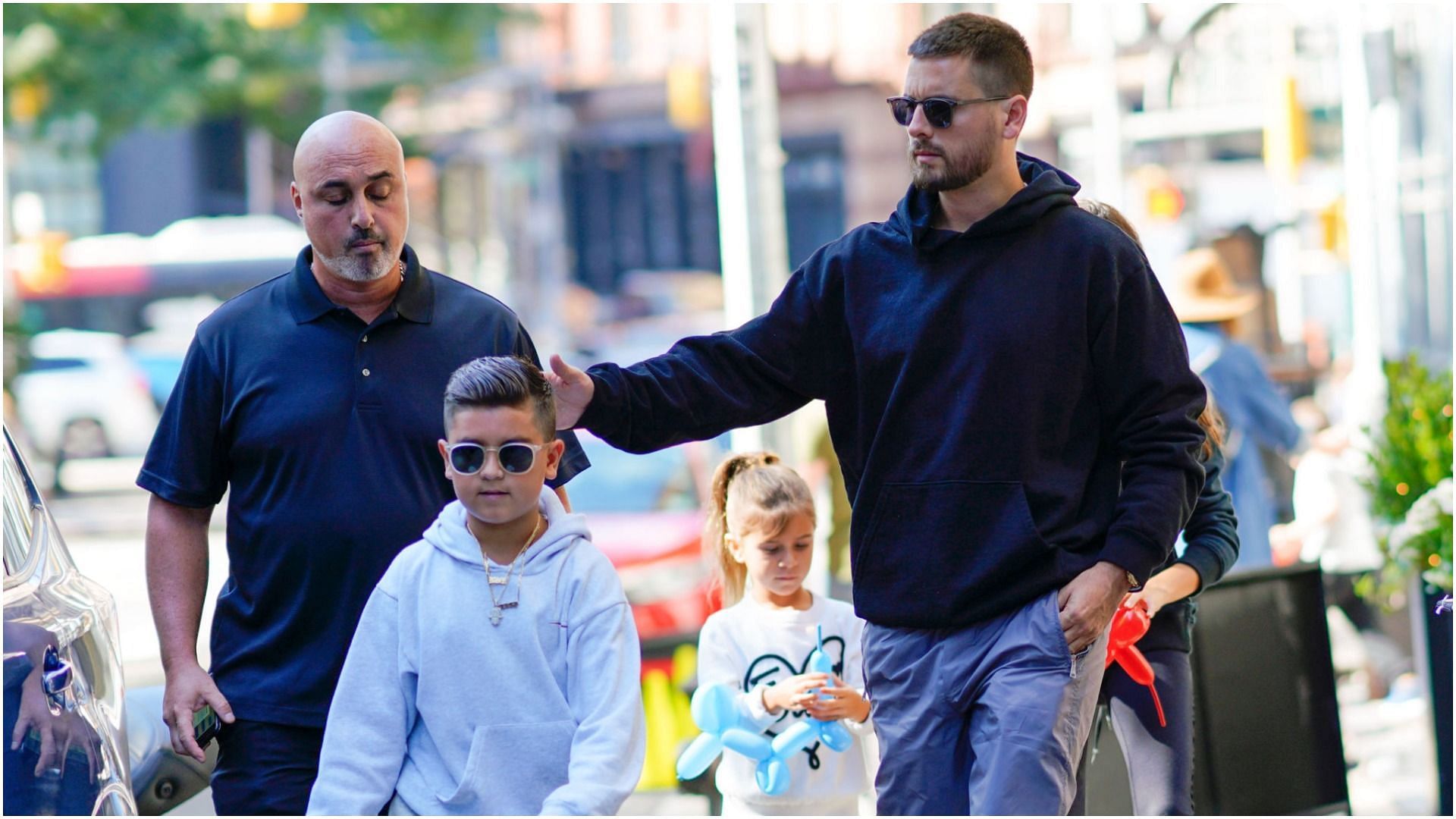Scott Disick and Kourtney Kardashian take their kids Mason, Penelope, and Reign to lunch (Image via Gotham/Getty Images)