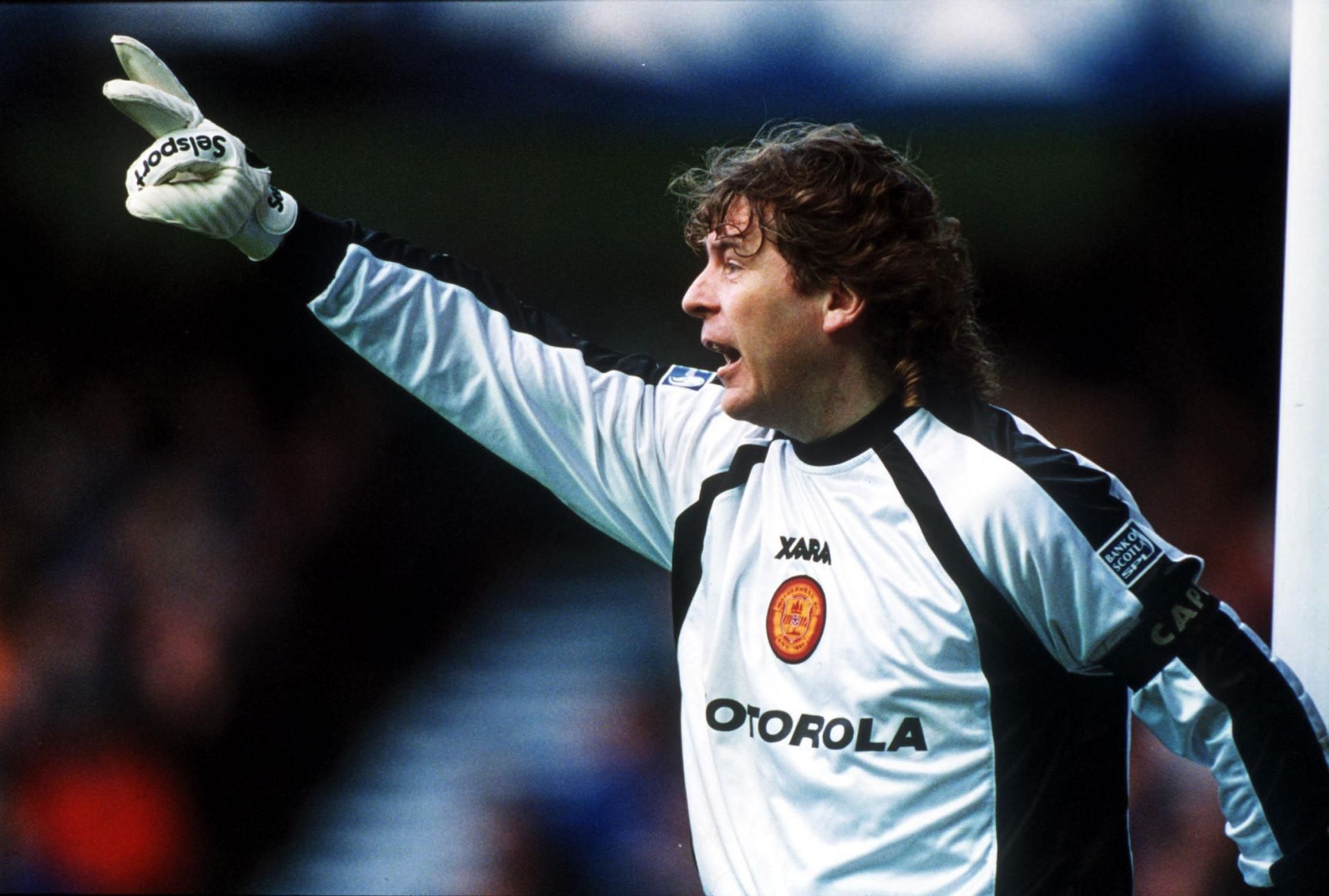 Andy Goram in action in Rangers v Motherwell