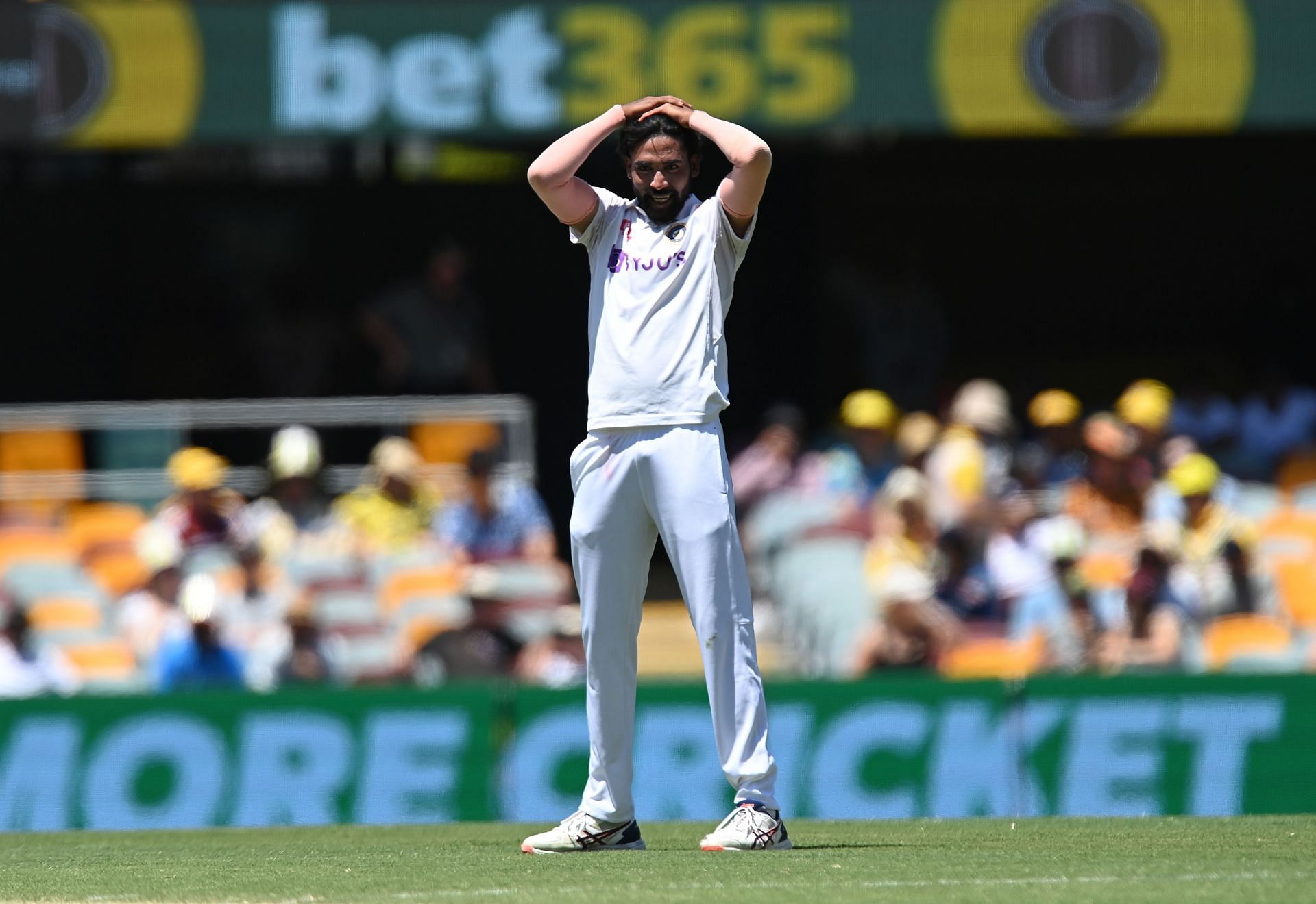 सिराज ने टेस्ट करियर ऑस्ट्रेलिया से शुरू किया था