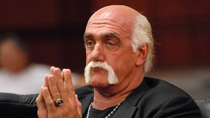 "You're bleeding"- WWE Hall of Famer's botch that left Hulk Hogan with a bruised chest