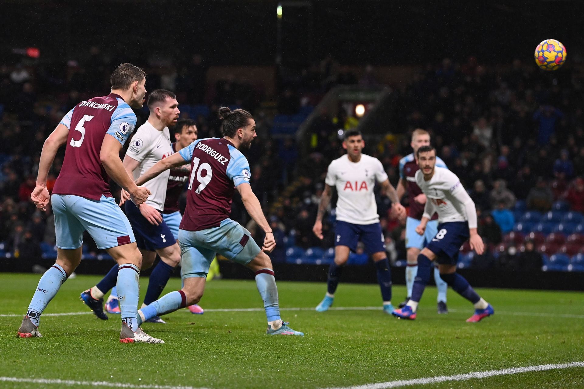 Tottenham fell to a 1-0 defeat against Burnley