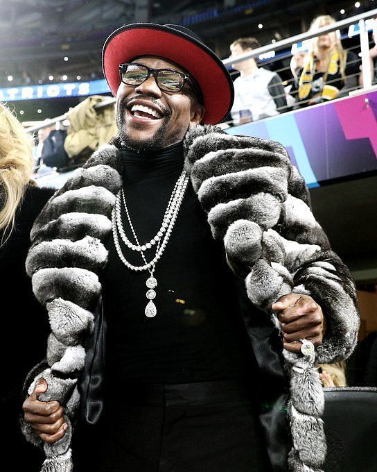 Floyd Mayweather Louis Vuitton Superbowl Flex Takes Accessorising To  Another Level - DMARGE