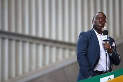“He may have to sit on the bench for a few games” – Kevin Campbell believes Arsenal's Gabriel Martinelli could struggle for game time due to his teammate’s form