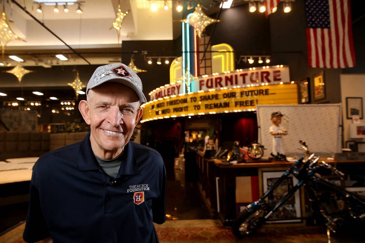 Mattress Mack, Houston furniture store owner, places record-setting bet on Super Bowl