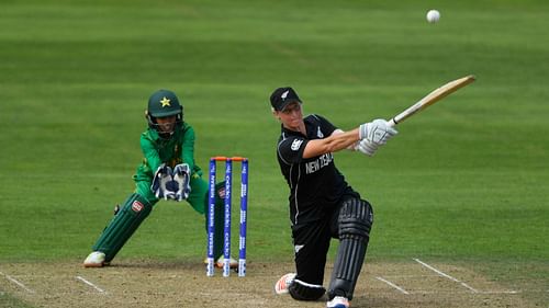 New Zealand lead Pakistan 3-0 in the Women's ODI World Cup.