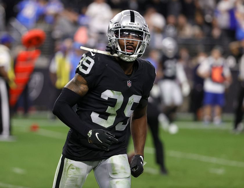 Raiders CB Nate Hobbs cited for reckless driving 