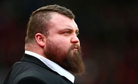 "I can work for 10 rounds!" - Eddie Hall shows off pad work ahead of Thor Bjornsson bout