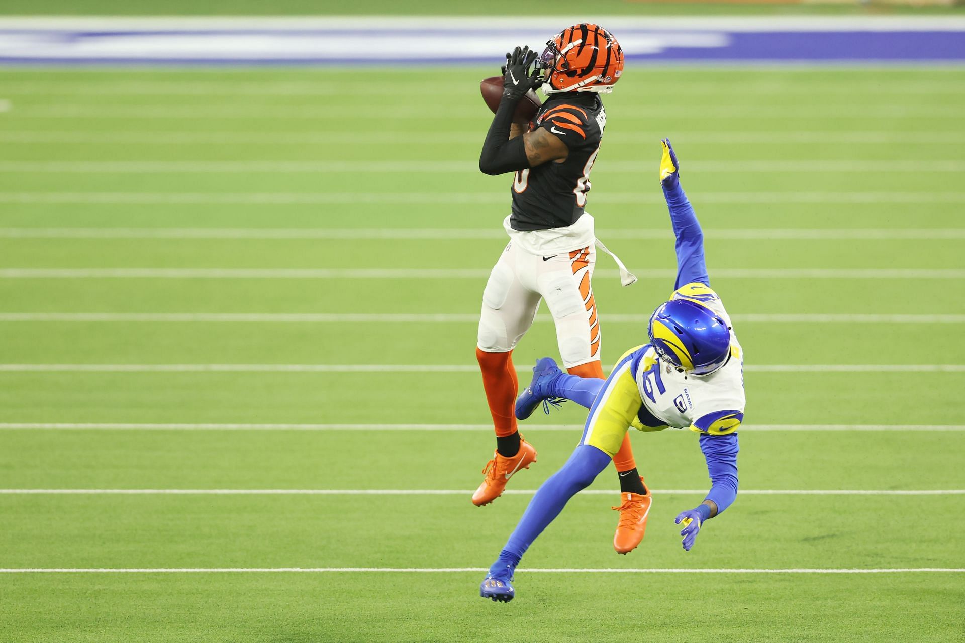 Super Bowl referees, penalties: Officials stole the show in fourth quarter  of Rams-Bengals 