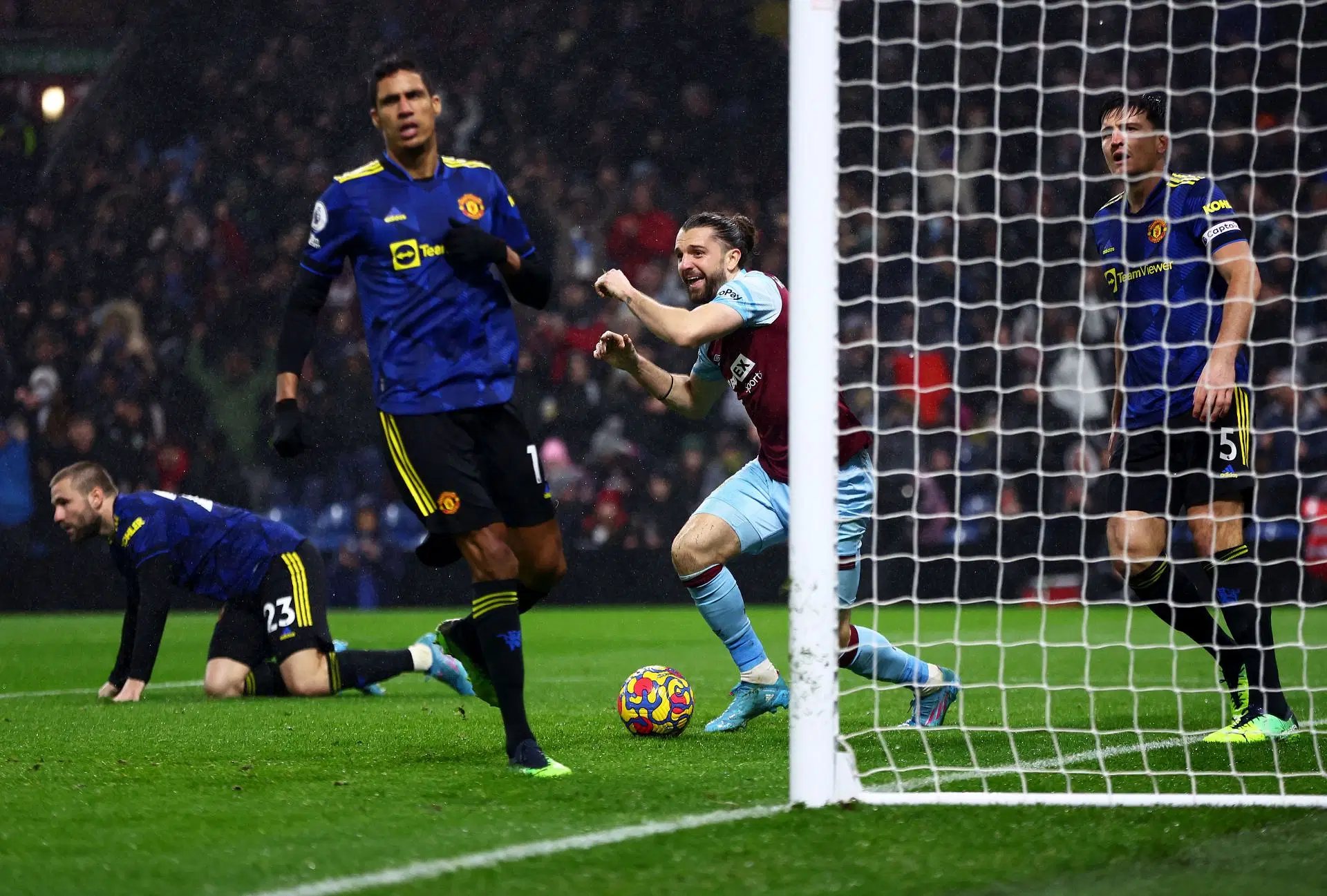 Jay Rodriguez (centre) celebrates scoring for Burnley against Manchester United.