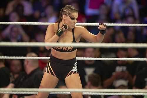 Ronda Rousey will face Charlotte Flair at WrestleMania!