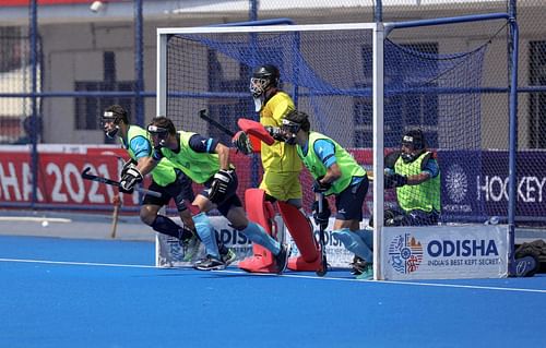 The Spanish men's hockey team during a training session. (PC: Hockey India)