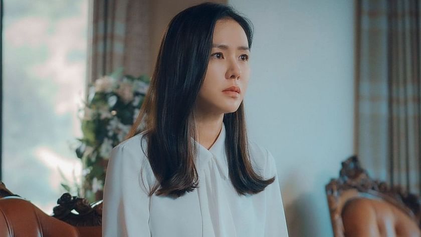 Actress Son Ye-jin is overwhelmed by Japanese interest in 'Crash