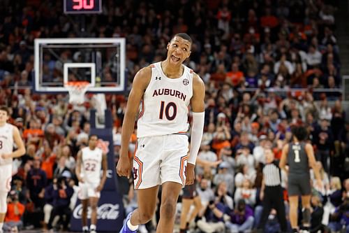 Auburn Tigers freshman Jabari Smith Jr.