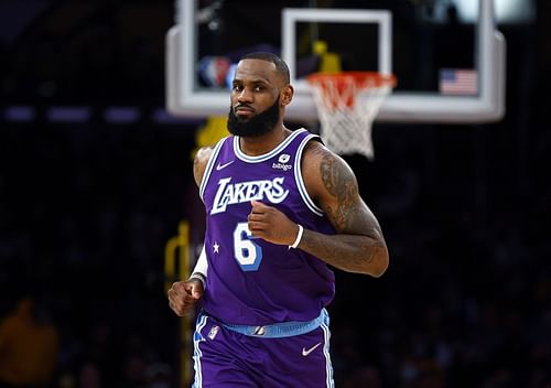 LeBron James played 40 minutes in the LA Lakers' overtime win against the New York Knicks