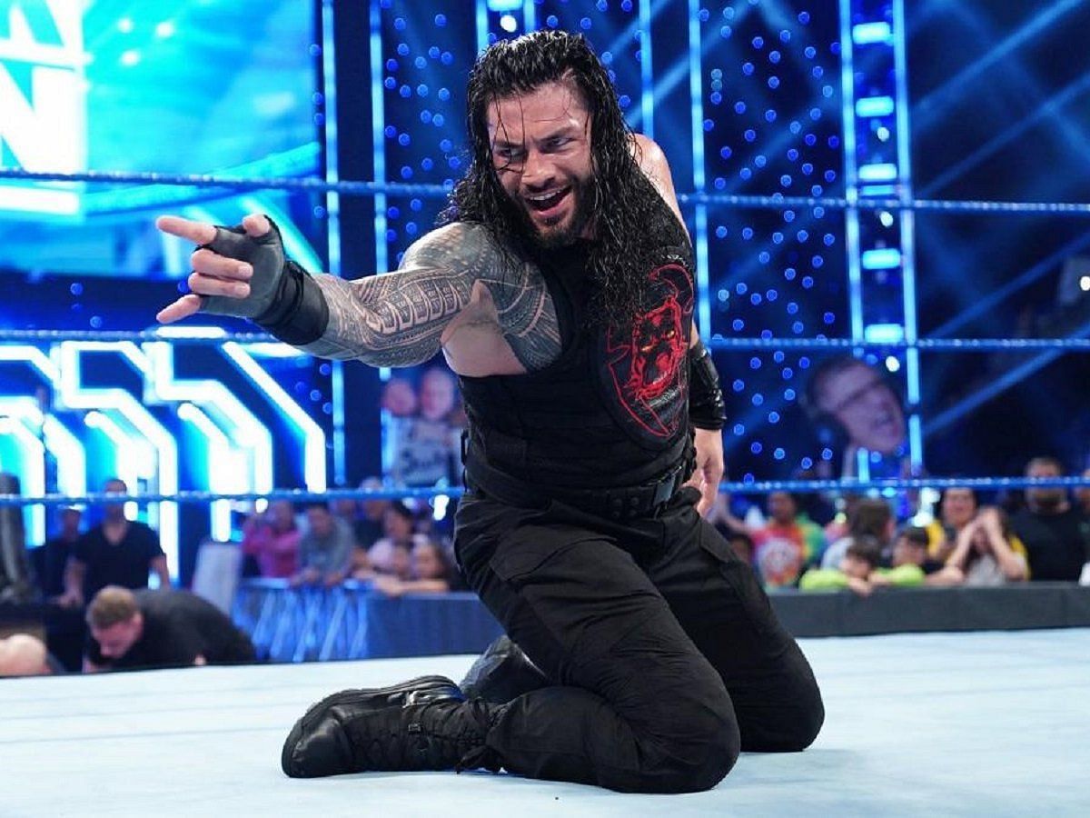 Roman Reigns broke character following SmackDown to converse with a WWE Superfan
