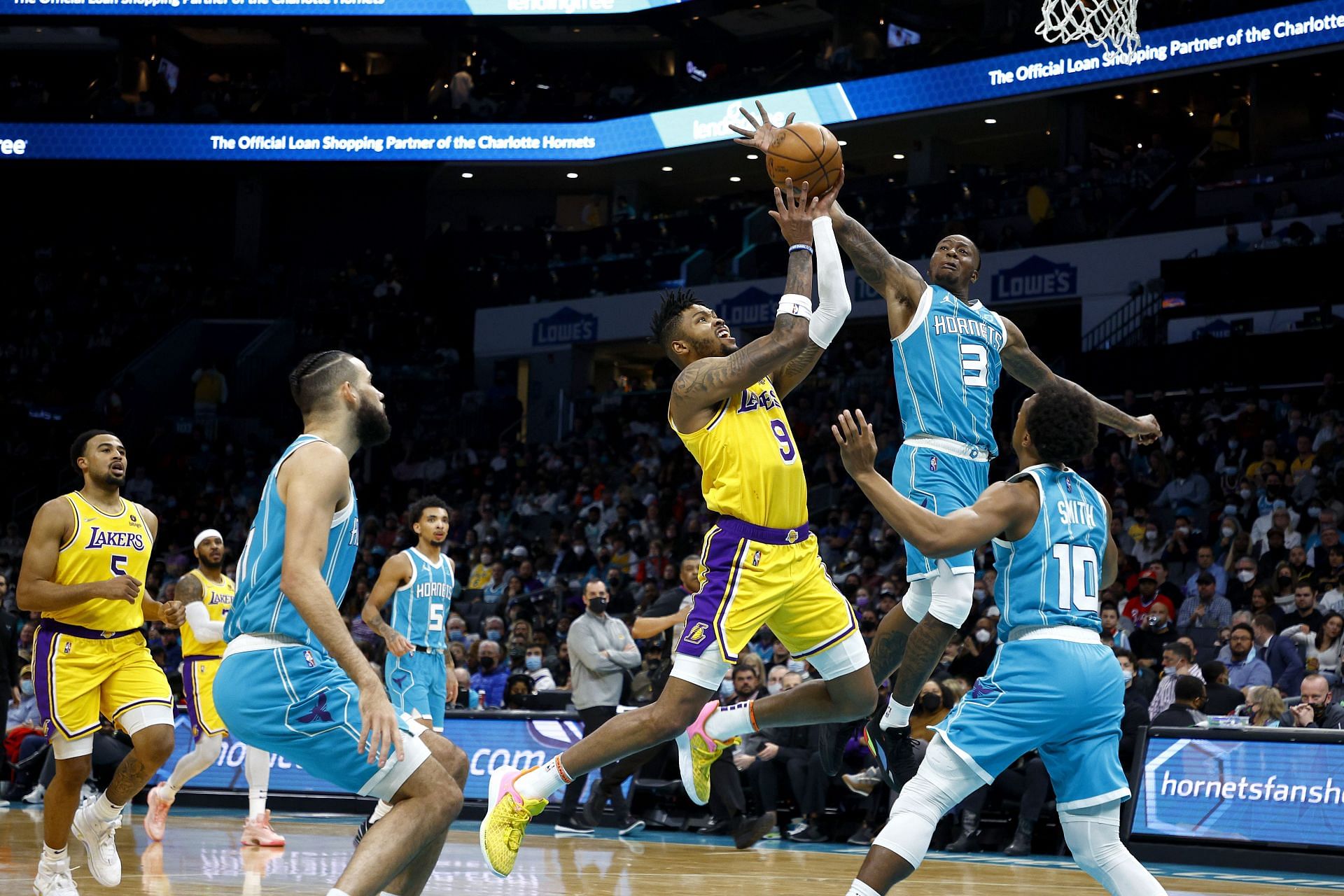 LA Lakers v Charlotte Hornets