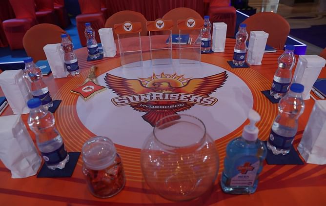 "Did BCCI not give them a paddle?" - Netizens troll SRH for not spending a single penny before lunch break at IPL 2022 auction