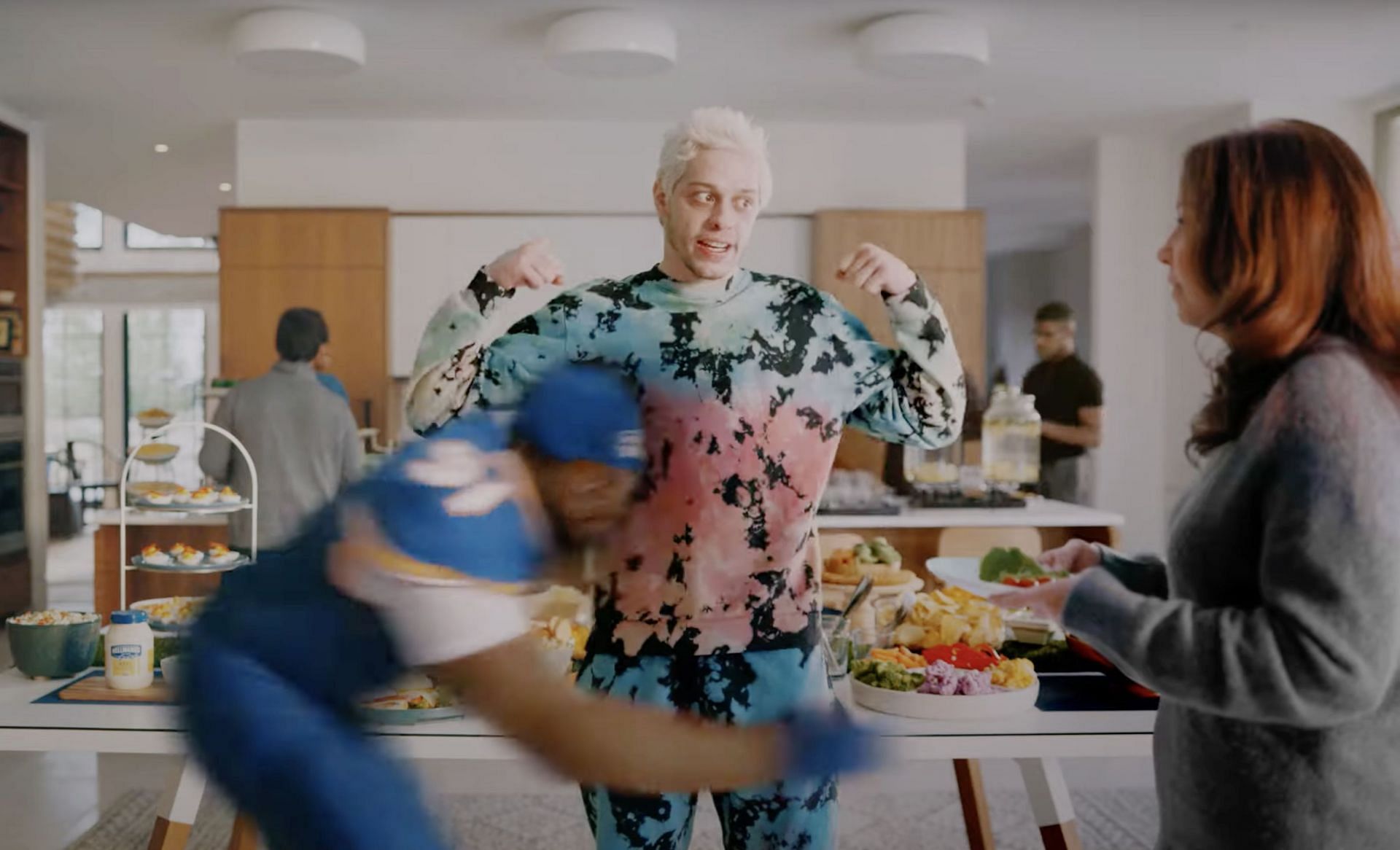 Jerod Mayo tackles Pete Davidson in the new Hellmann&#039;s Mayo commercial