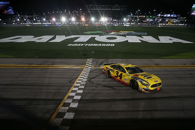 Kevin Harvick has mysterious response when asked for stories about Daytona 500 winner