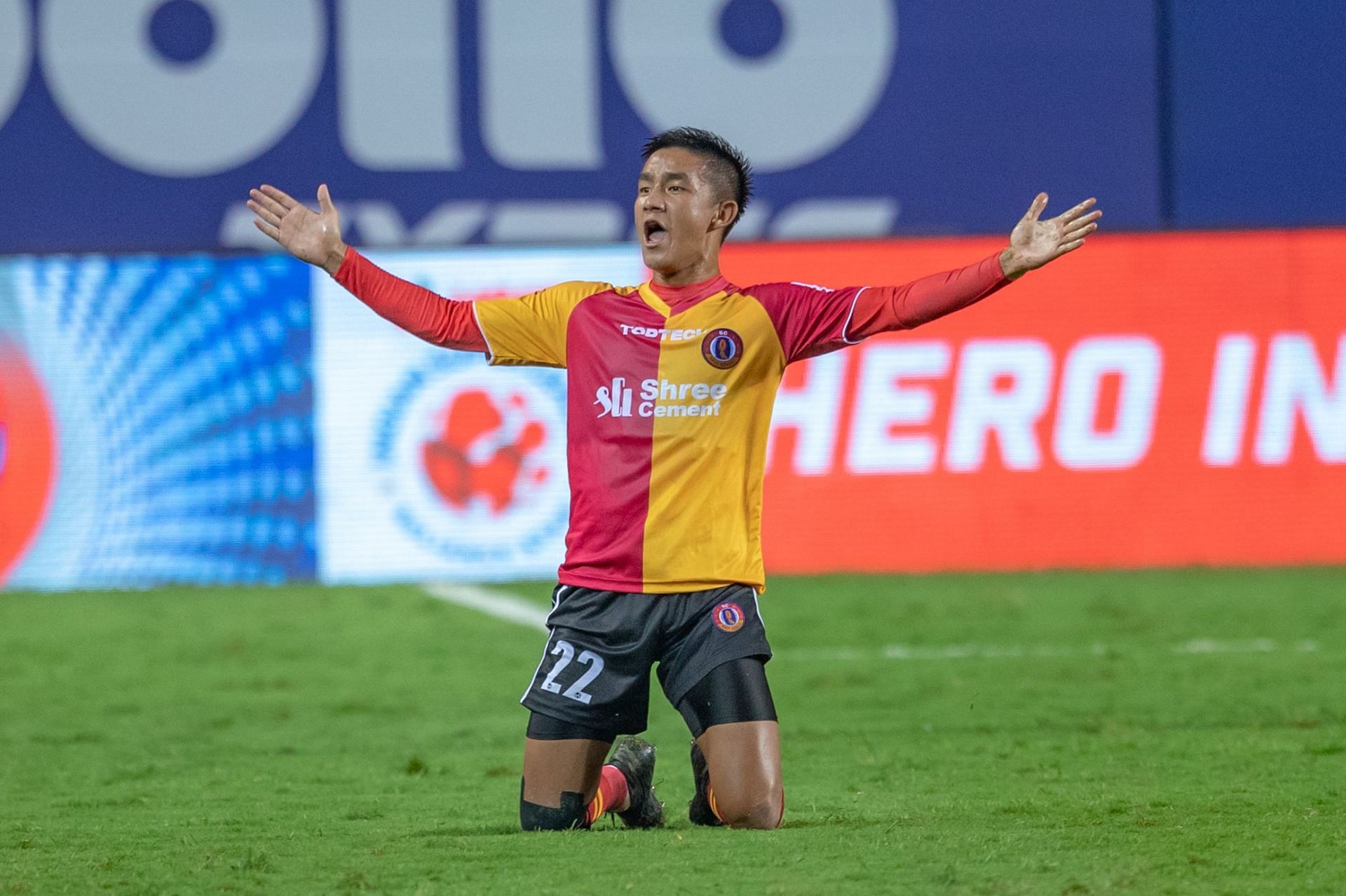 SC East Bengal&#039;s Lalrinliana Hnamte celebrates the injury time equaliser against Chennaiyin FC. (Image Courtesy: ISL Media)