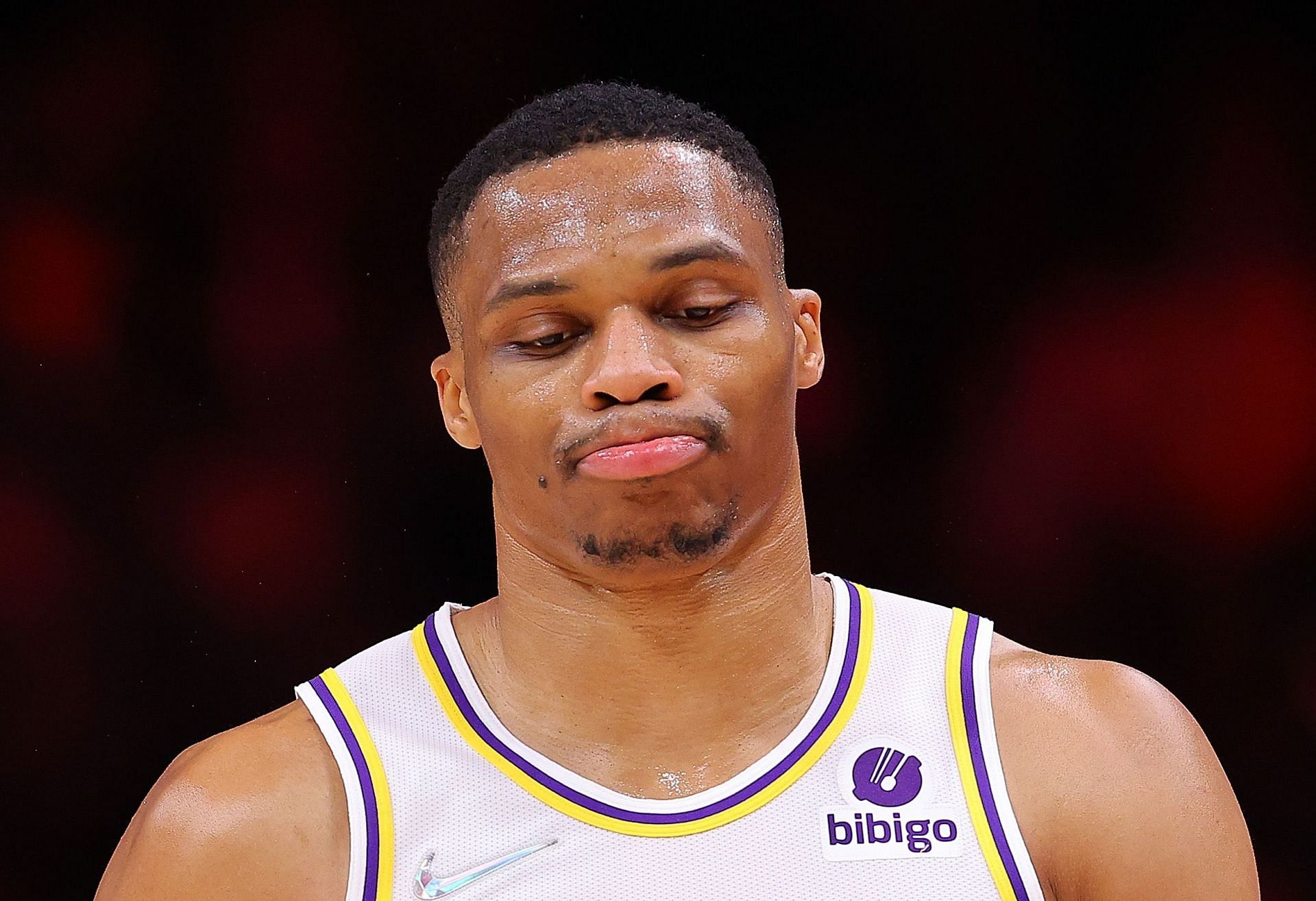 Russell Westbrook did not play a minute in the 4th quarter of the Milwaukee Bucks-LA Lakers&#039; contest on Tuesday night
