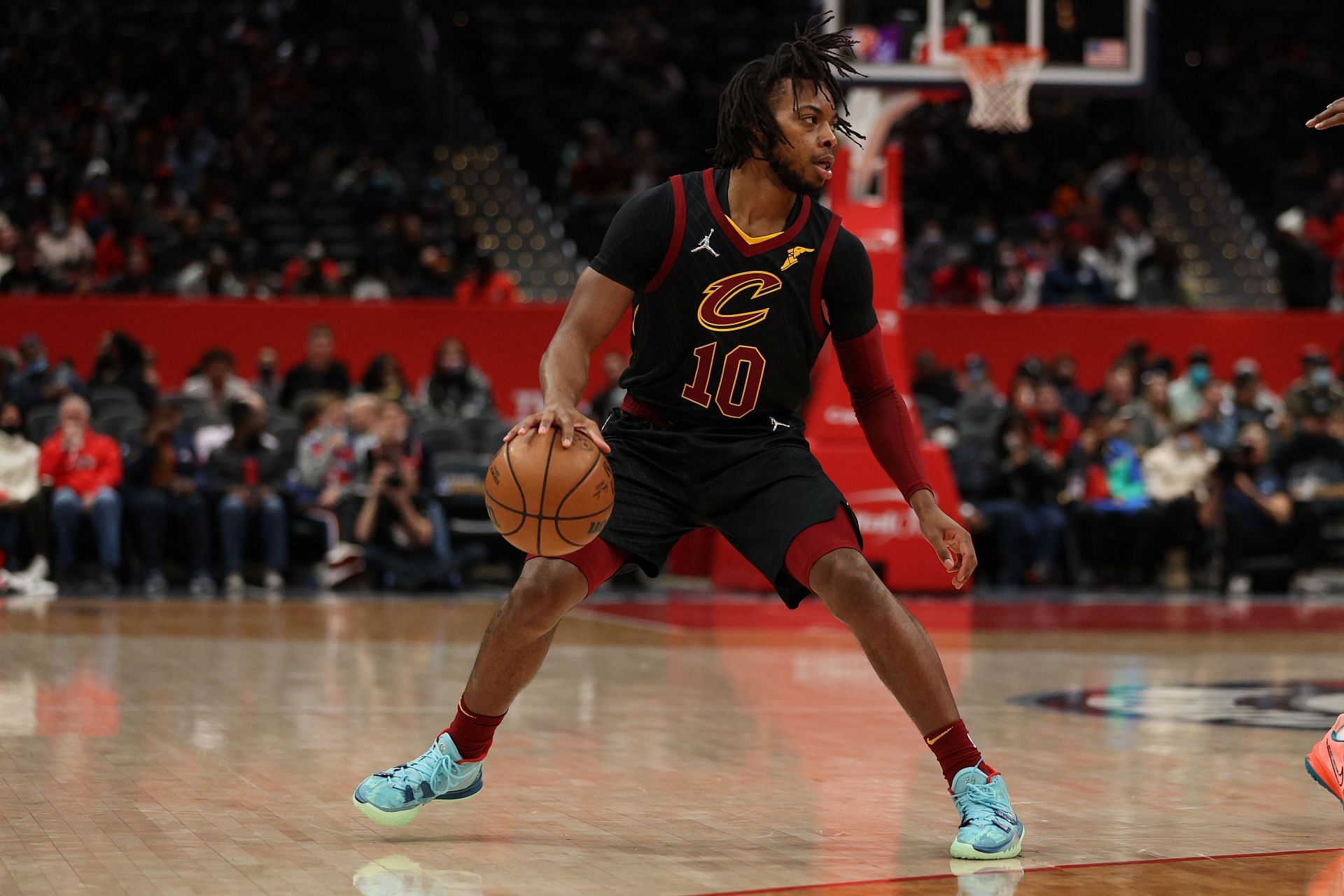 Darius Garland #10 of the Cleveland Cavaliers in action against the Washington Wizards