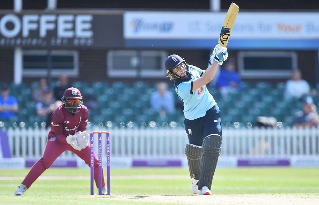 England lead West Indies 4-0 in the women&#039;s ODI cricket WC.