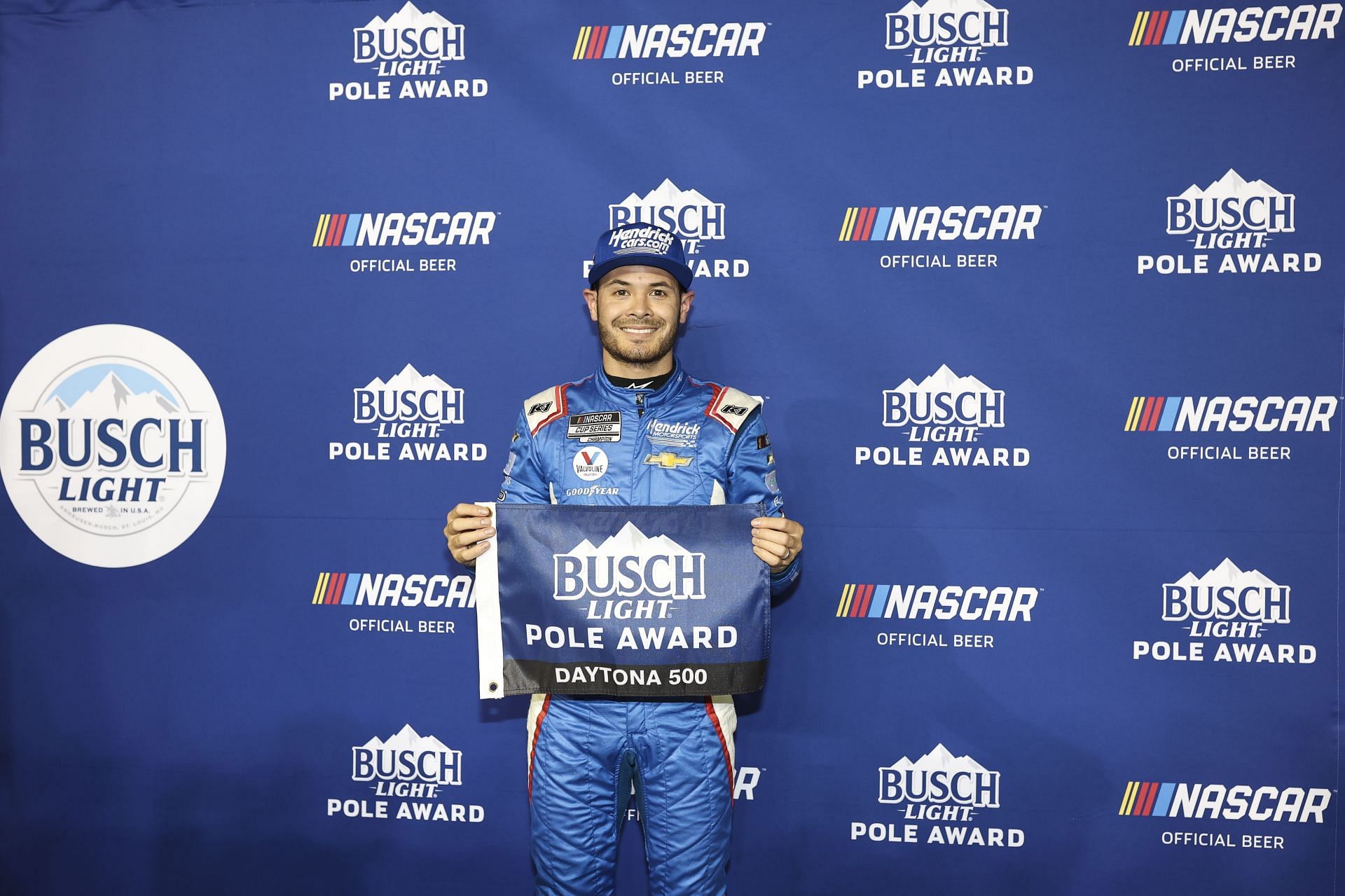 Kyle Larson took the pole position for the NASCAR Cup Series 64th Annual Daytona 500 (Photo by James Gilbert/Getty Images)