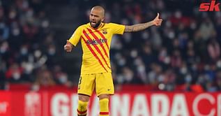 “We are employees. The club decides” – Dani Alves reacts to Barcelona omitting him from Europa League squad