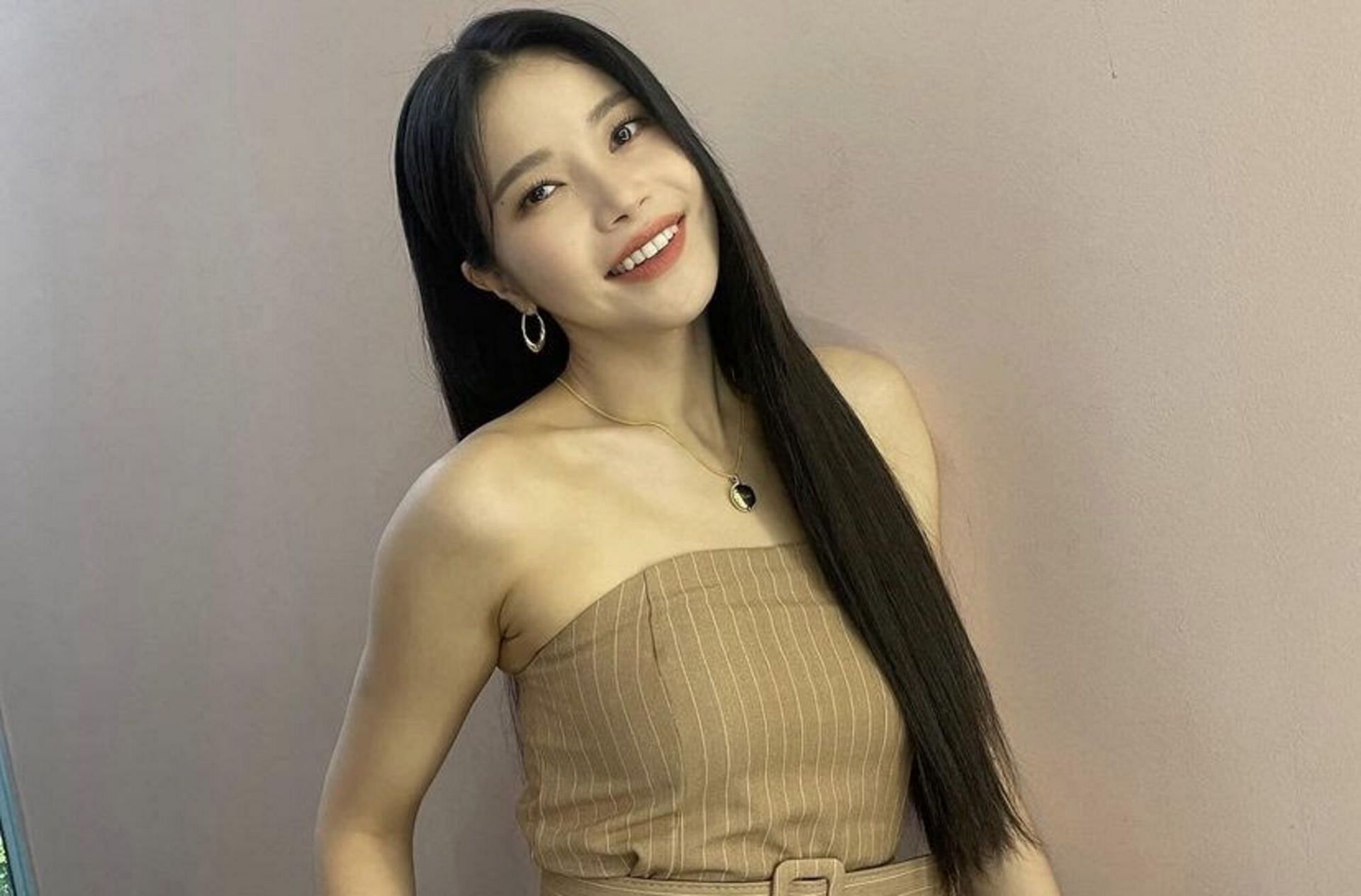 Solar will be making a comeback after one year (Image via Instagram/@mamamoo_official)