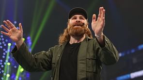 5 best mic workers currently in WWE