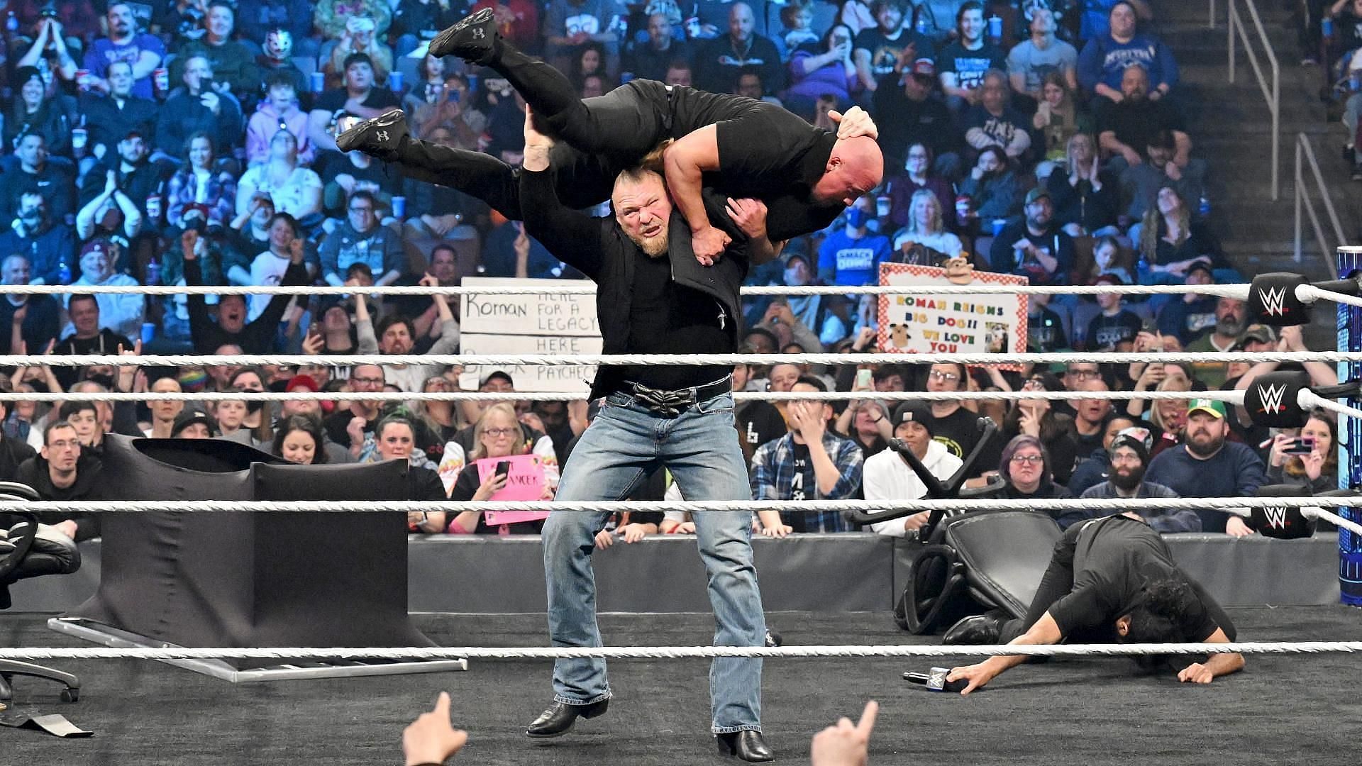 WWE SmackDown को इस हफ्ते व्यूअरशिप के मामले में लगा बड़ा झटका 