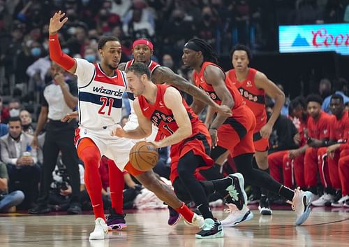 Goran Dragic in action against the Washington Wizards for the Toronto Raptors