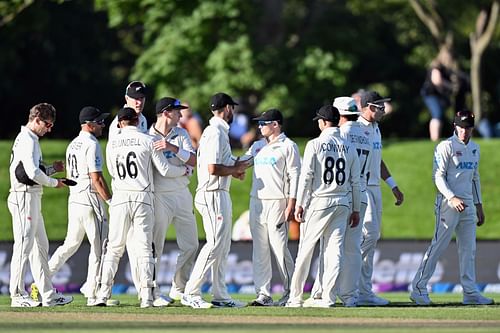 New Zealand v South Africa - 1st Test: Day 2