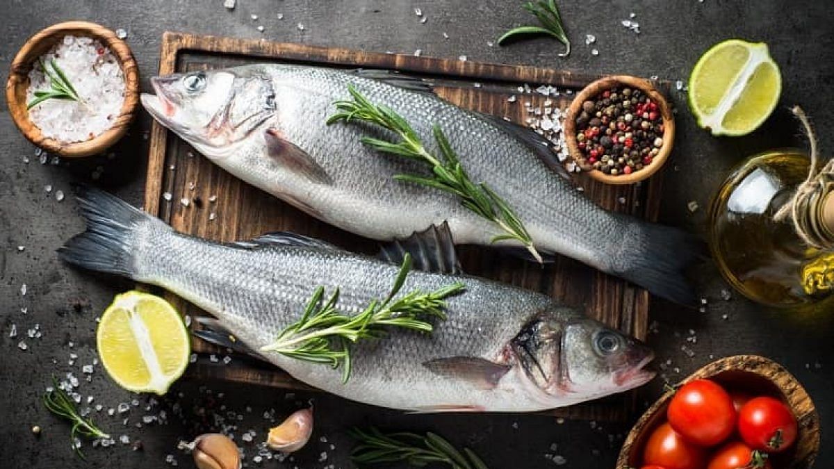 मछली खाने के फायदे (फोटो-Healthunbox)