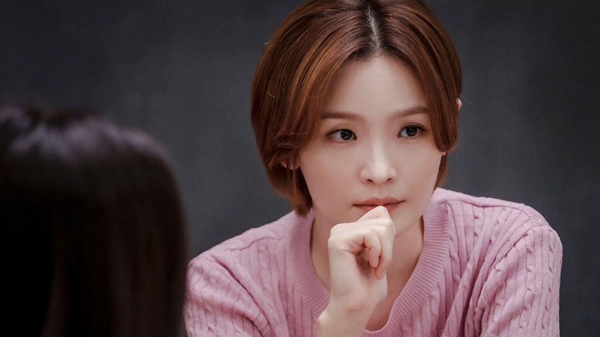 A still of Jeon Mi-do as Chan-young in Thirty-Nine (Image via Instagram/jtbcdrama)