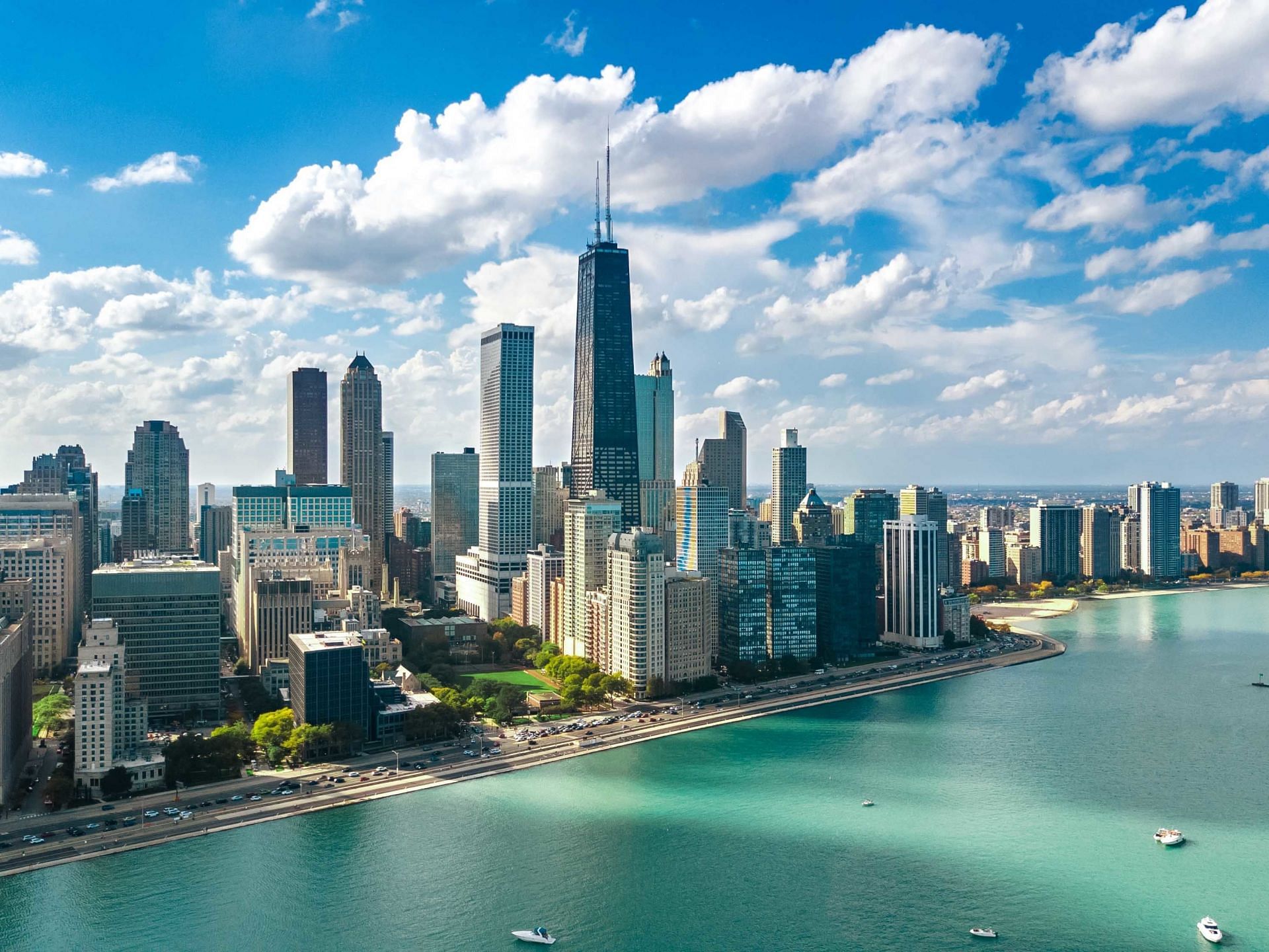 Chicago is a popular real-life location that doesn&#039;t have a fictional GTA location that players can visit (Image via Time Out)