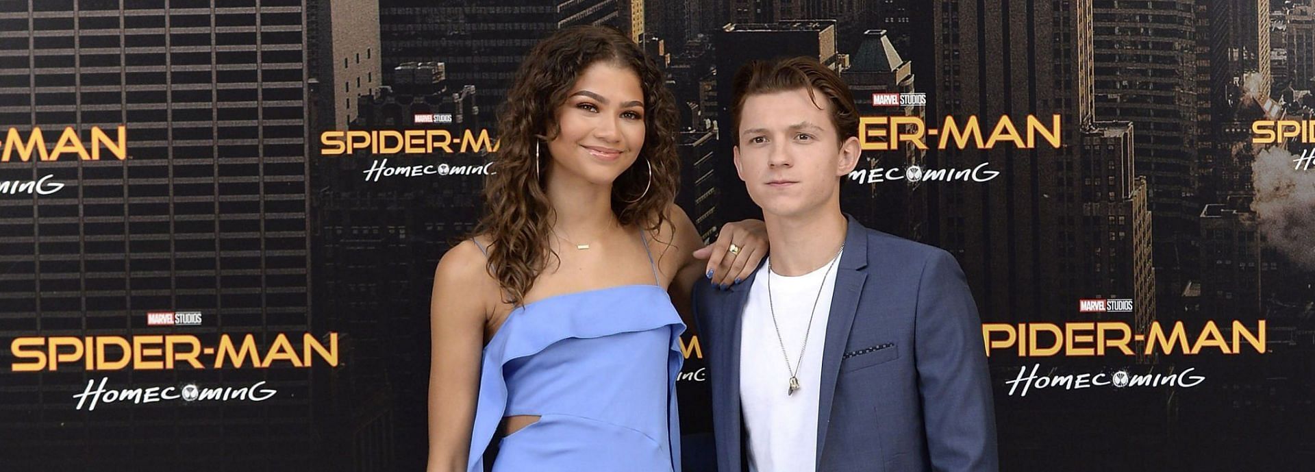 Tom Holland and Zendaya sent fans into a frenzy with their latest outing at New York Rangers game at MSG (Image via Fotonoticias/Getty Images)
