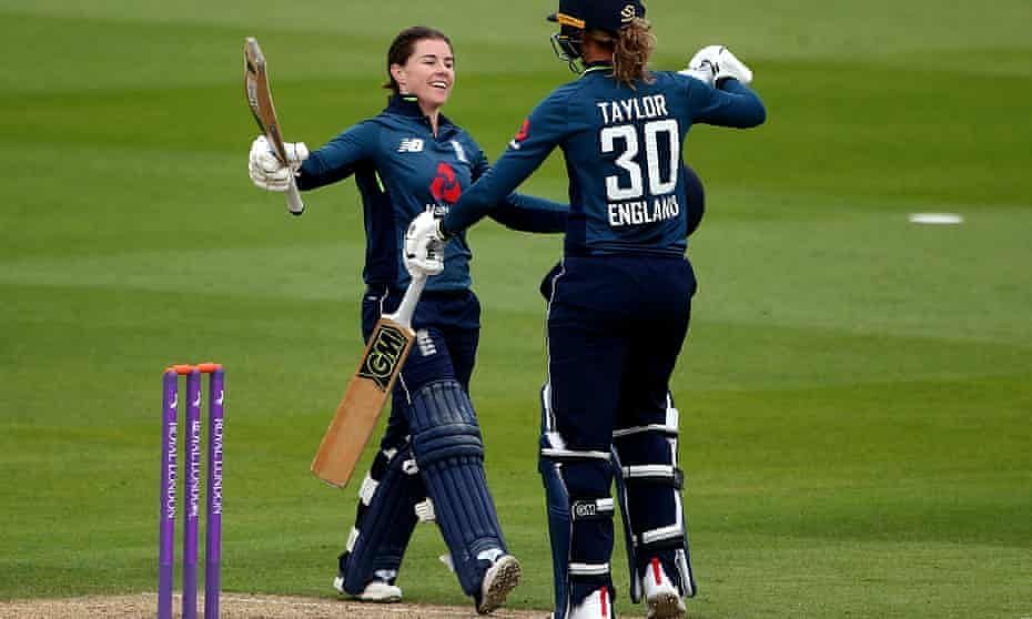 England lead South Africa 5-1 in the women&#039;s ODI cricket WC.