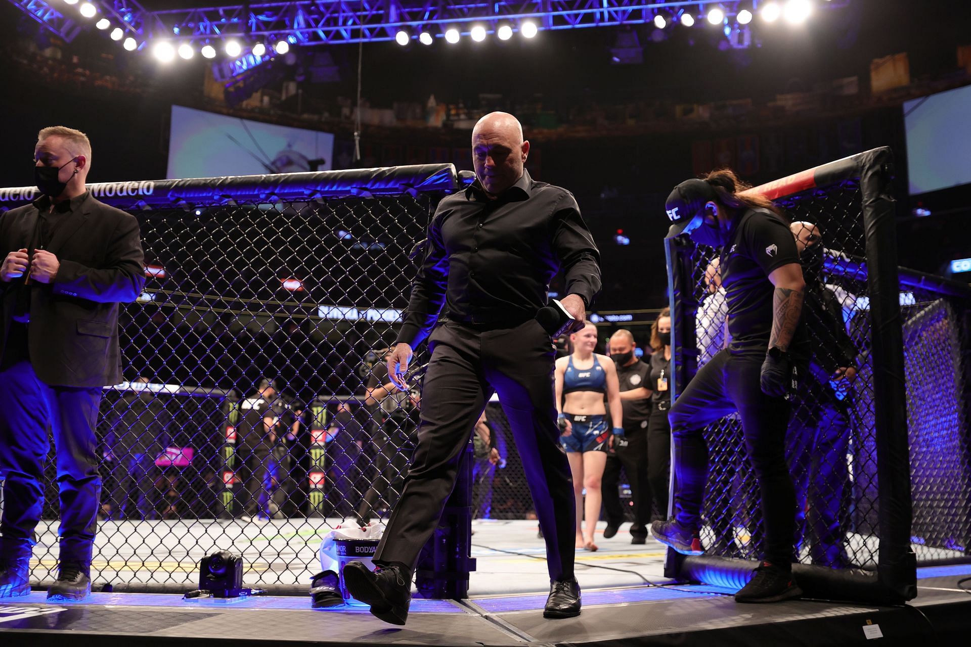 UFC 269: Jor Rogan exits the octagon after interviewing the fighters